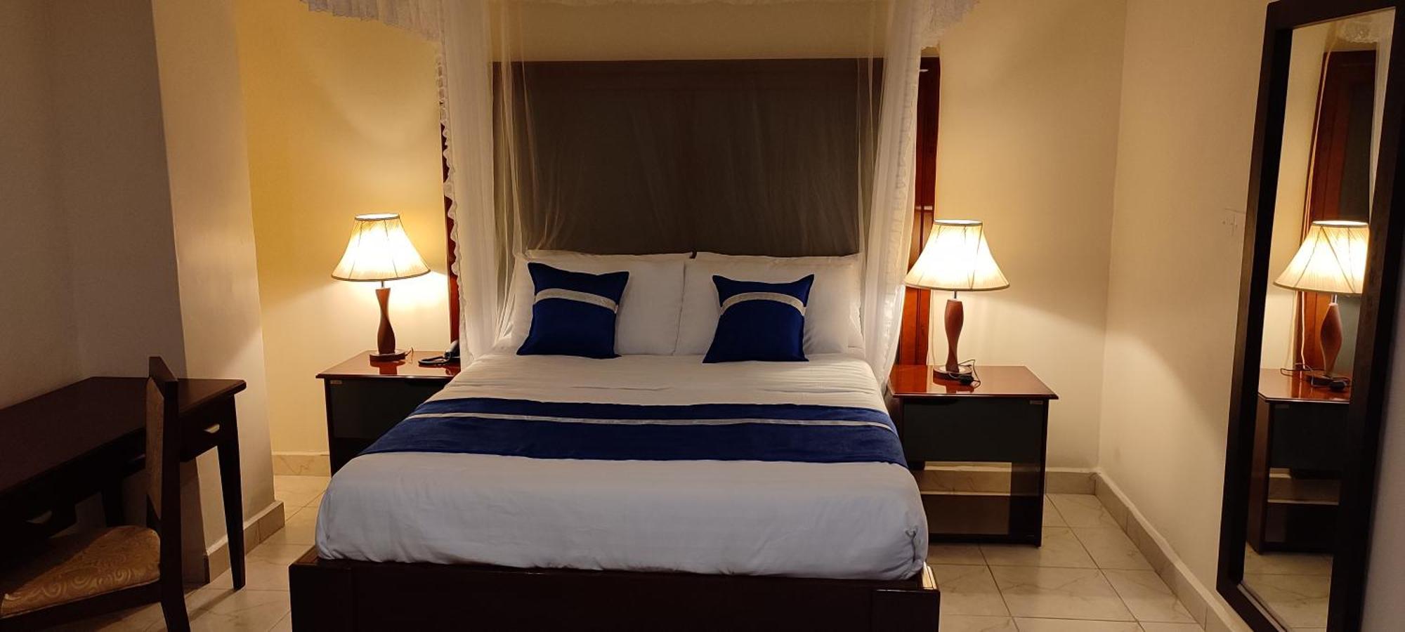 Koki Hotel Kampala Exterior foto